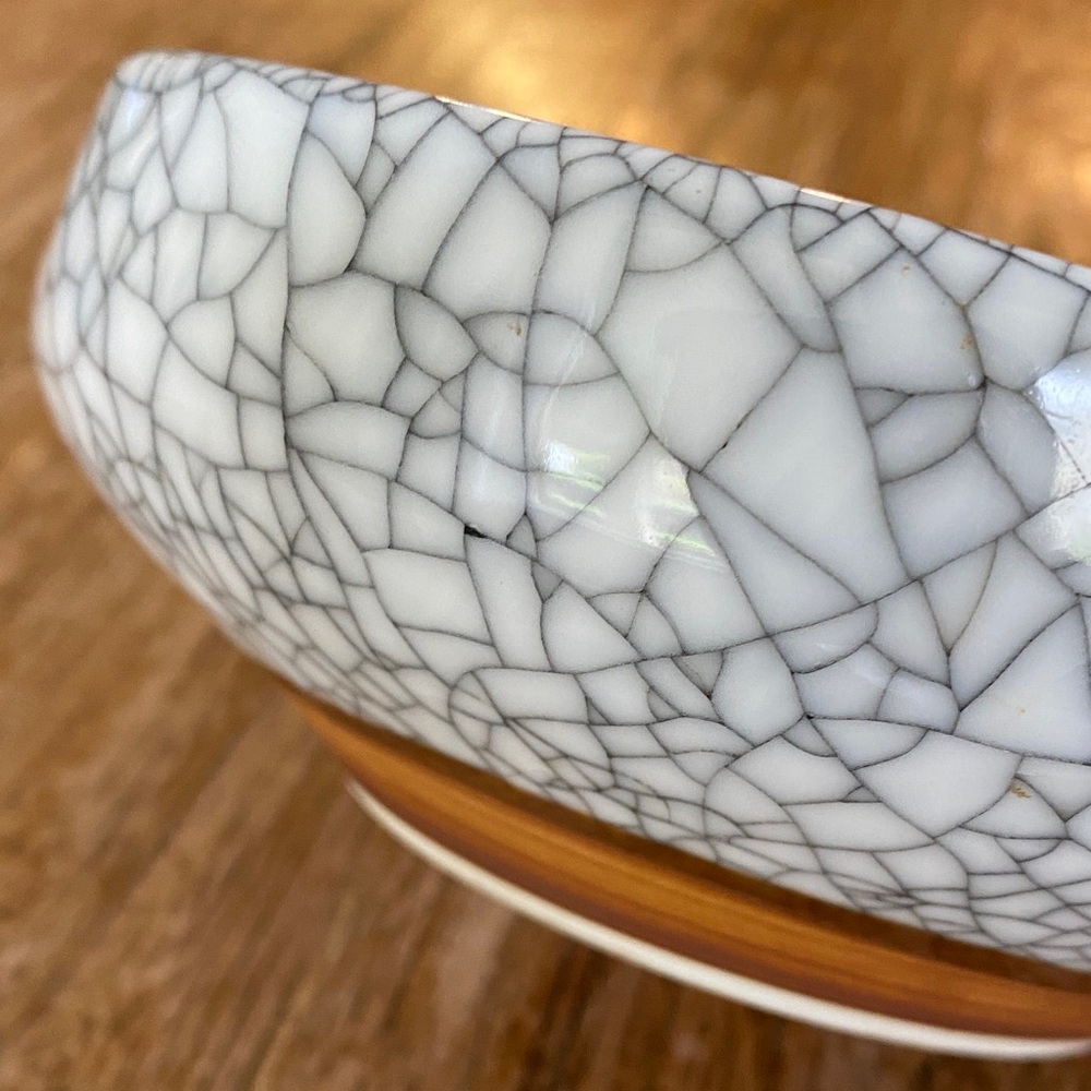 Vintage Japanese Crackle Glaze Bowl for Ikebana Arrangement or Decorative Use - Picture 4 of 14